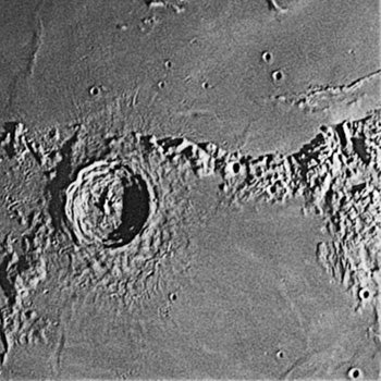 In the Shadow of the Giant - LUNAR IMAGING with Celestron Beta Tester Richard (Rik) Hill