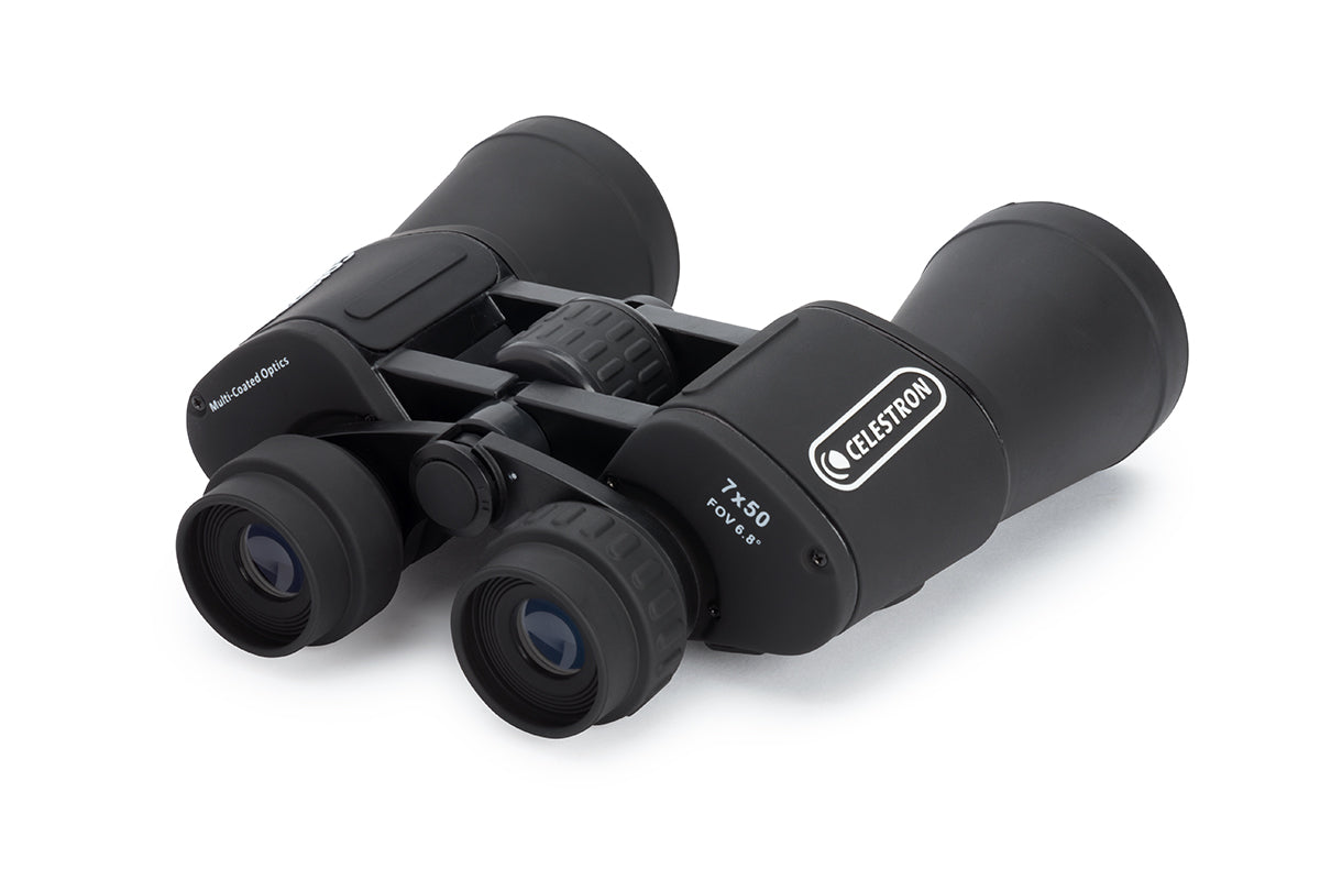 Celestron Cometron 7x50 binoculars eyepiece and focusing view