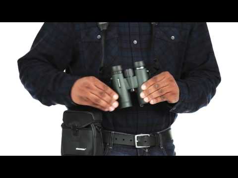 TrailSeeker 8x32mm Roof Binoculars – Celestron